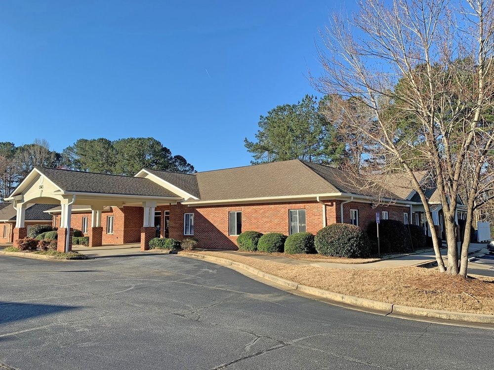 Freestanding Medical Office Opportunity | ±9,049 SF: 1565 Highway 34 E, Newnan, GA 30265